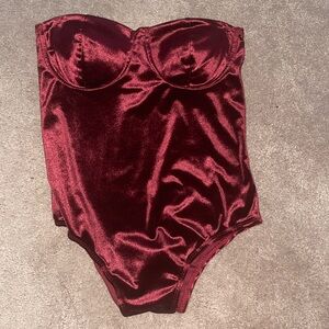 Burgundy velvet bodysuit - size s.